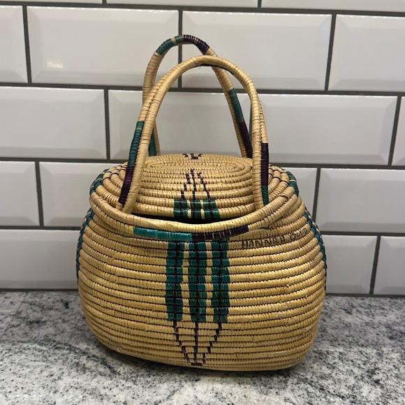 Handmade Handbags - Handcrafted Woven‎ Basket Bag with Lid Teal Purple Geometric Natural Straw Tan